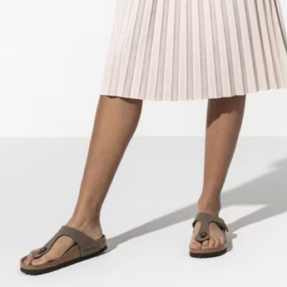 Birkenstock Shoes - Birkenstock Gizeh Birkibuc Thong Sandals